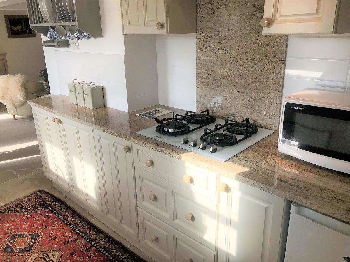 Cornerstone Cottage 치핑캠프던 외부 사진